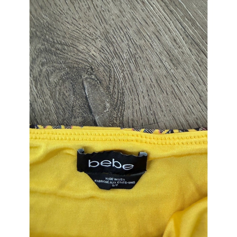 Bebe Yellow Paisley Skirt Womens Size S Stretch Pull On Vibrant Colorful Mini - Picture 2 of 3